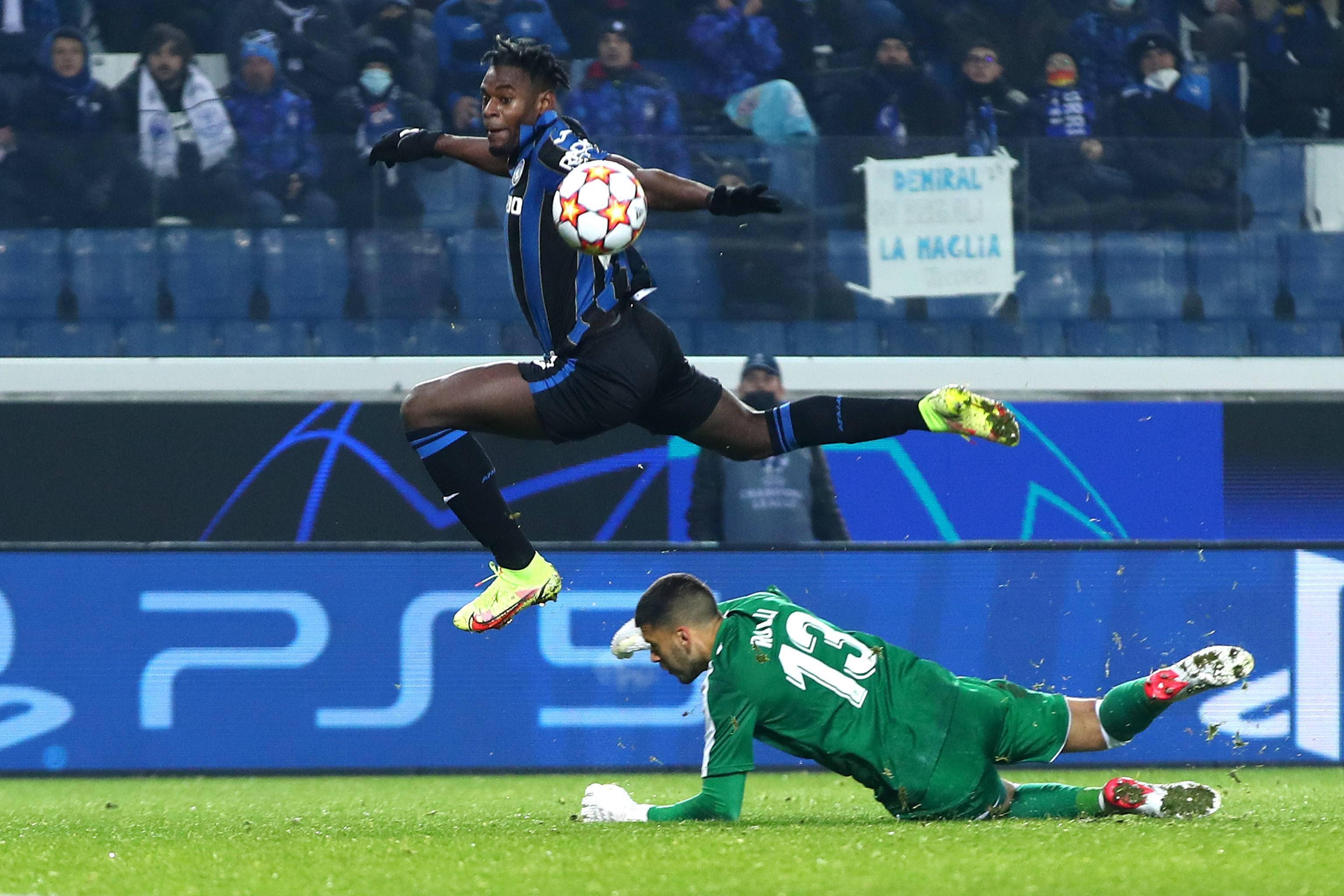 盛世平台娱乐-关于比利亚雷亚尔扳平良机备战NBA常规赛TheShy新星关键助攻表现惊艳，多特蒙德队长鼓劲备战中超直接炸裂的信息